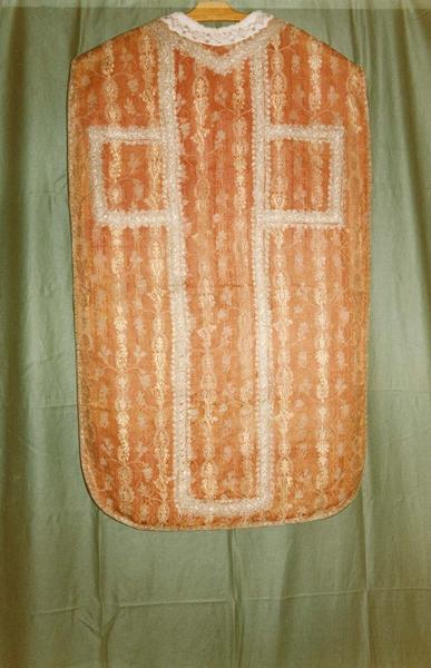 chasuble - © Ministère de la Culture (France), Médiathèque du patrimoine et de la photographie (objets mobiliers), tous droits réservés