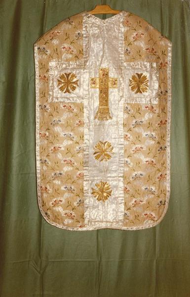 chasuble - © Ministère de la Culture (France), Médiathèque du patrimoine et de la photographie (objets mobiliers), tous droits réservés