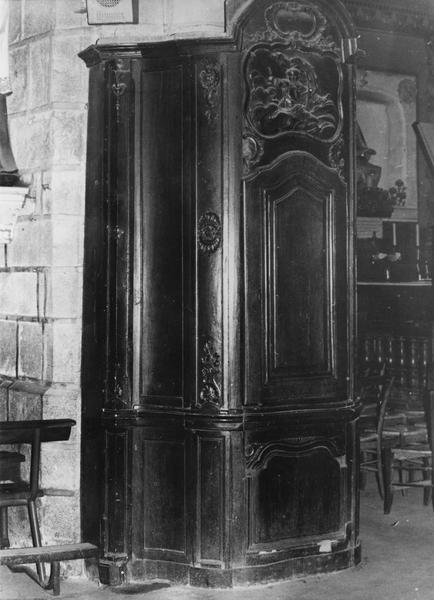 armoire des fonts baptismaux