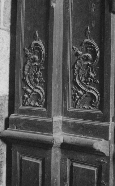 armoire de sacristie, chasublier, détail