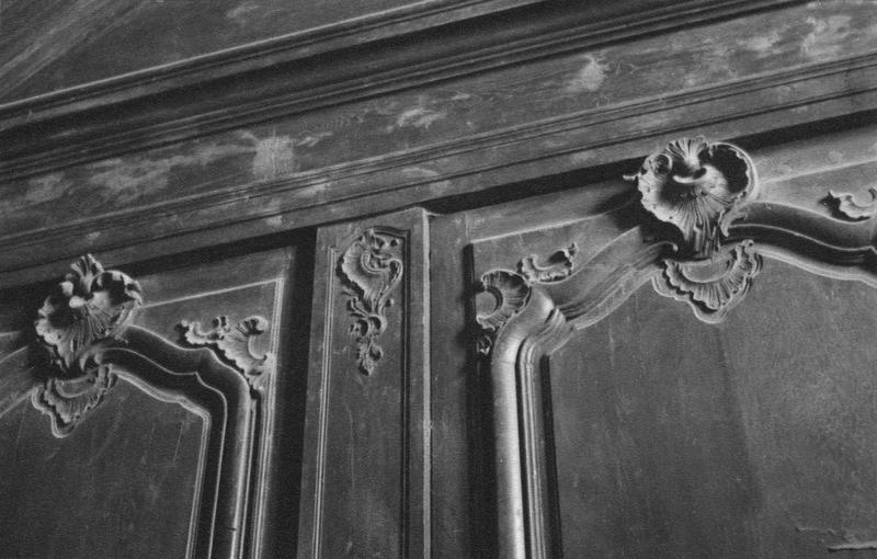 armoire de sacristie, chasublier, détail