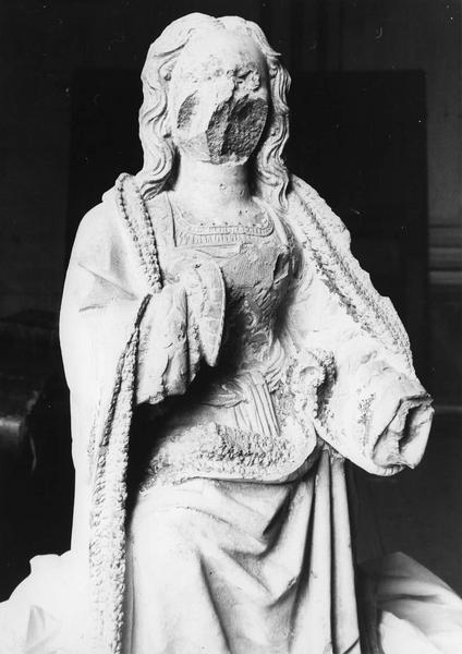 statue : Vierge de l'Annonciation - © Ministère de la Culture (France), Médiathèque du patrimoine et de la photographie (objets mobiliers), tous droits réservés