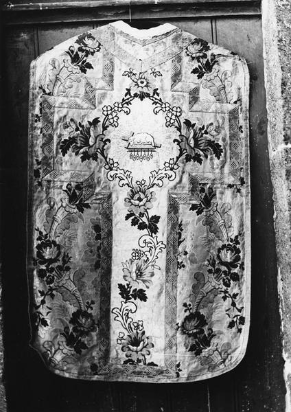 chasuble, dos