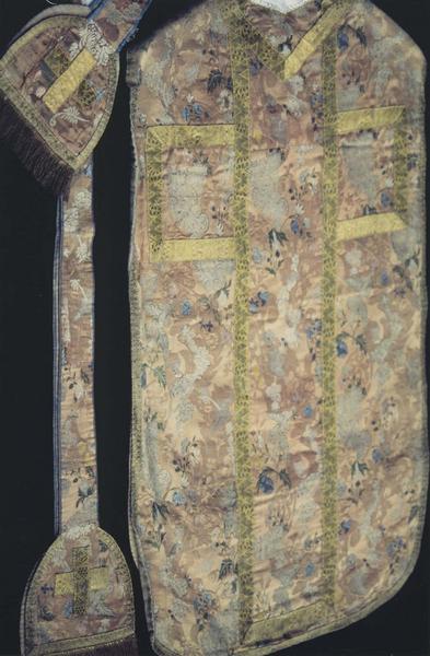 Chasuble, étole, manipule