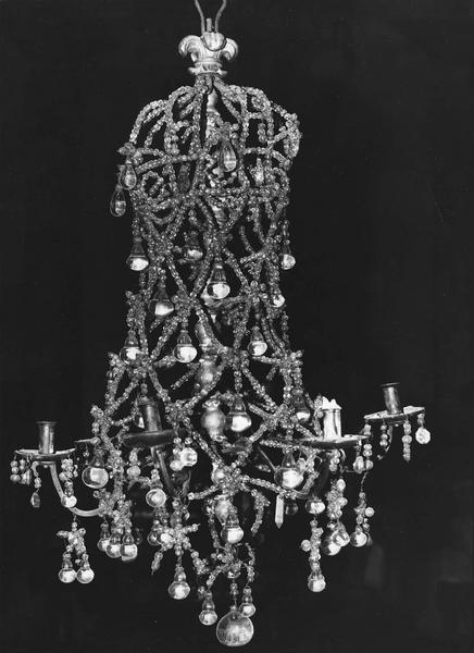 lustre - © Ministère de la Culture (France), Médiathèque du patrimoine et de la photographie (objets mobiliers), tous droits réservés