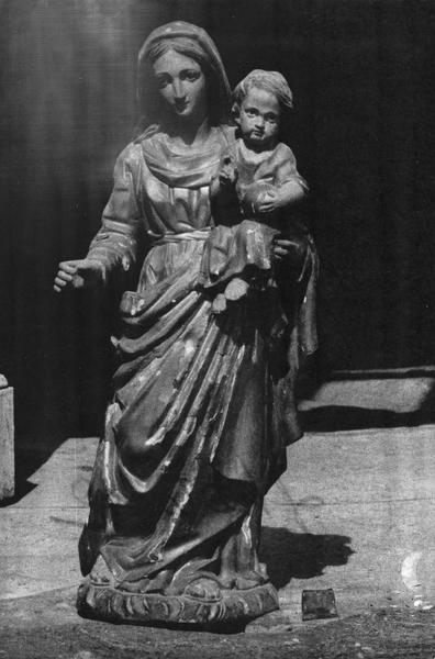 statue : Vierge à l'enfant