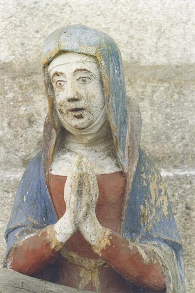 statue : Vierge de Pitié, détail