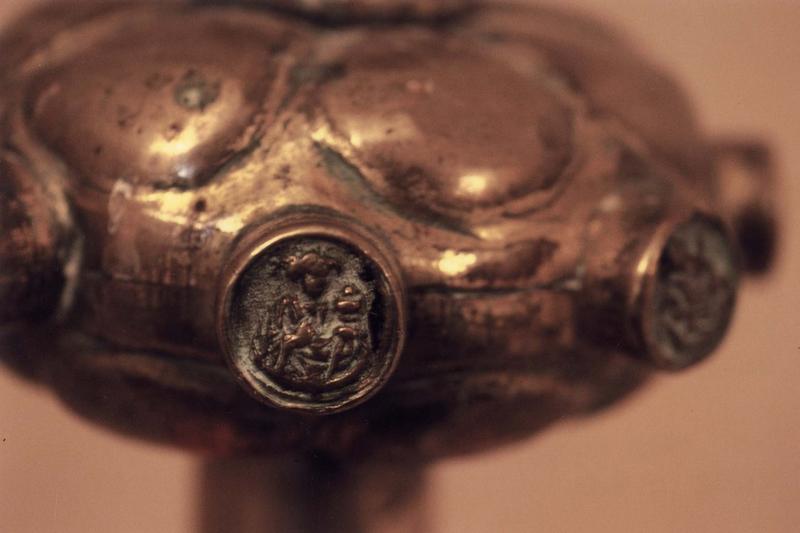croix de procession, détail - © Ministère de la Culture (France), Médiathèque du patrimoine et de la photographie (objets mobiliers), tous droits réservés