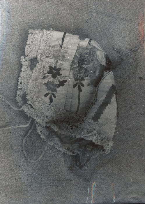 bonnet d'enfant - © Ministère de la Culture (France), Médiathèque du patrimoine et de la photographie, diffusion RMN-GP
