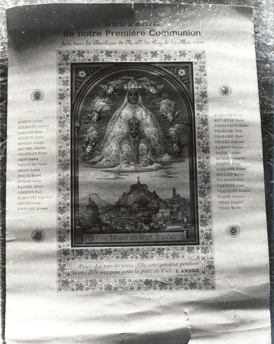 image de commémoration d'Alphonse Perrel : Souvenir de notre Première Communion (10 mai 1908) - © Ministère de la Culture (France), Médiathèque du patrimoine et de la photographie, diffusion RMN-GP