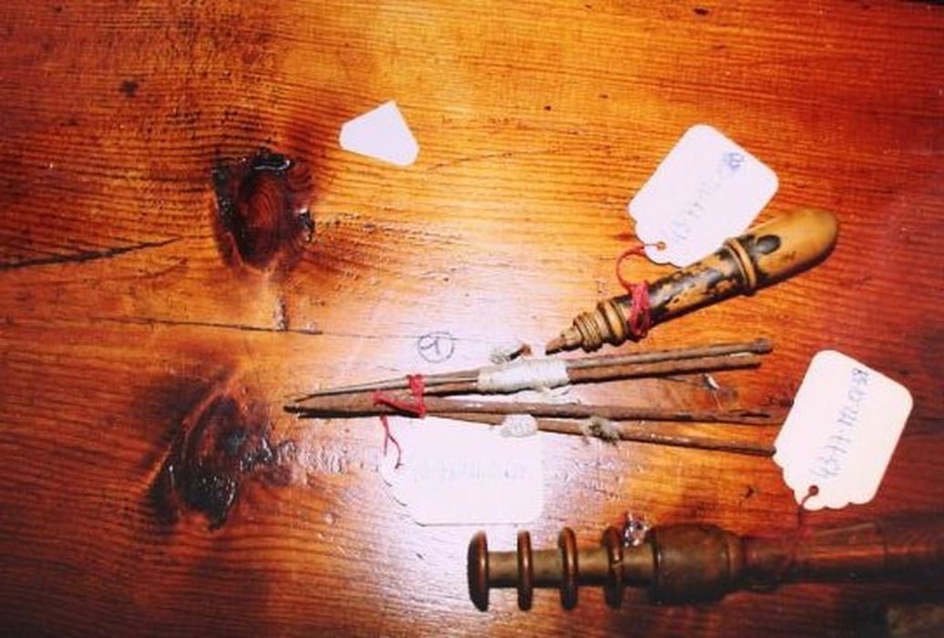 aiguilles et trois crochets - © Ministère de la Culture (France), Médiathèque du patrimoine et de la photographie, diffusion RMN-GP