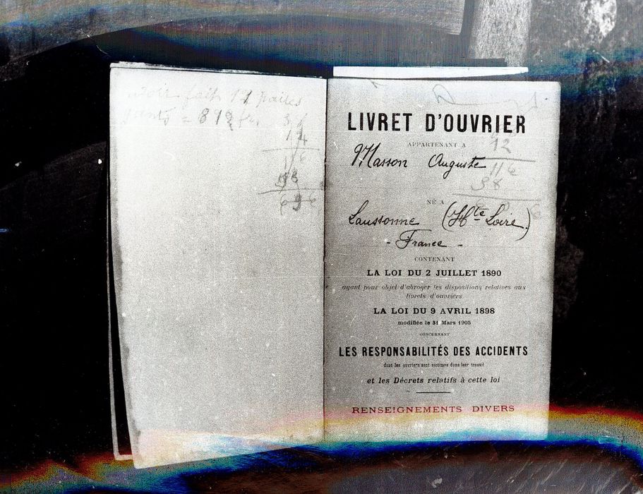 document imprimé : Livret d'ouvrier d'Auguste Masson - © Ministère de la Culture (France), Médiathèque du patrimoine et de la photographie, diffusion RMN-GP