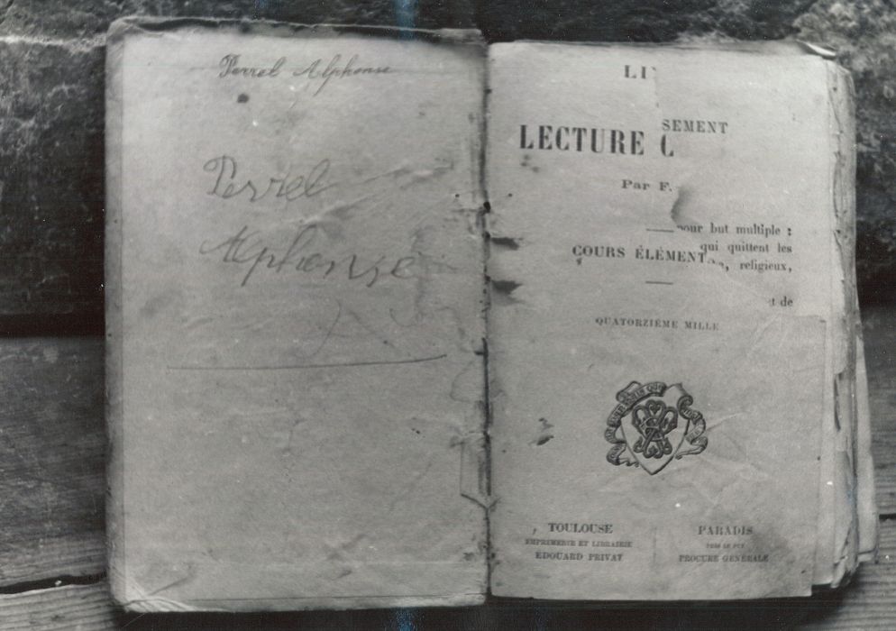 livre : Livre de lectures courantes, Cours élémentaire - © Ministère de la Culture (France), Médiathèque du patrimoine et de la photographie, diffusion RMN-GP