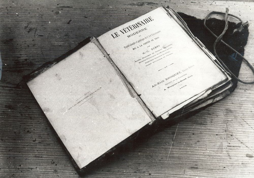 livre : Le Vétérinaire moderne - © Ministère de la Culture (France), Médiathèque du patrimoine et de la photographie, diffusion RMN-GP
