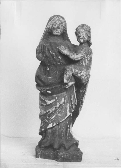 statue (statuette) : Vierge à l'Enfant