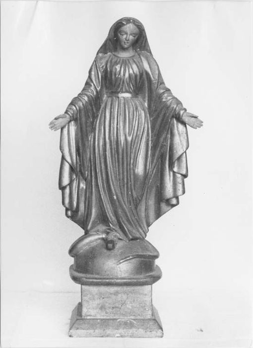 statue (statuette) : Immaculée Conception