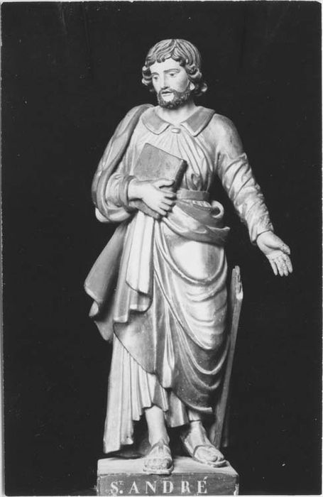 statue : Saint André