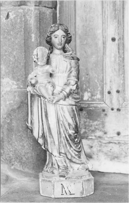 statue : Vierge à l'Enfant - © Ministère de la Culture (France), Médiathèque du patrimoine et de la photographie, Tous droits réservés