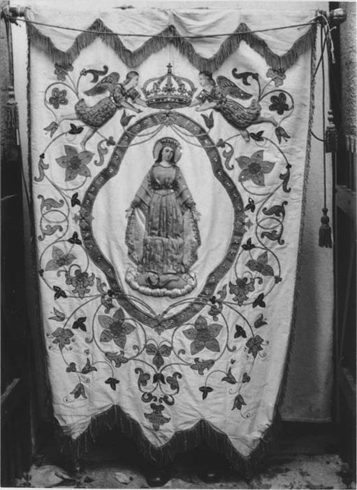 bannière de procession : Vierge