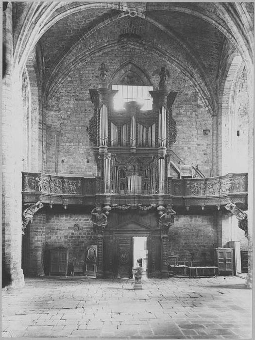 orgue de tribune : tribune d'orgue ; buffet d'orgue