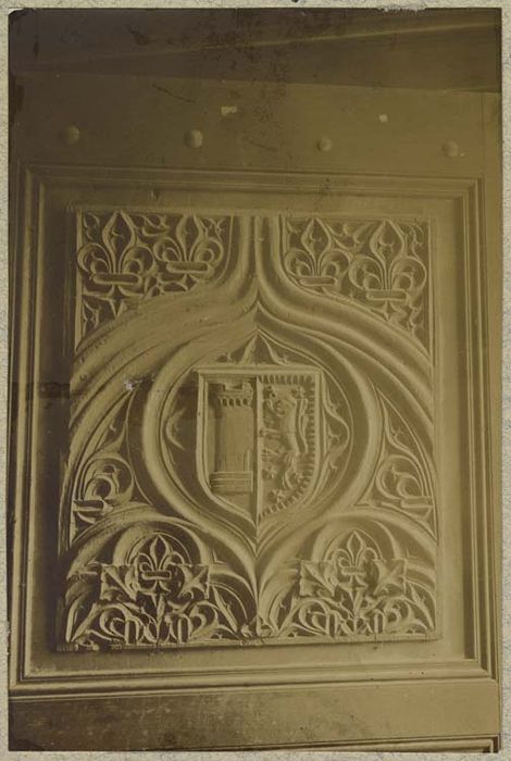 bas-relief encastré dans 2 vantaux - © Ministère de la Culture (France), Médiathèque du patrimoine et de la photographie, diffusion RMN-GP