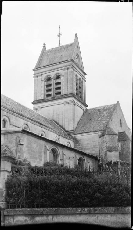 Clocher, nef et transept