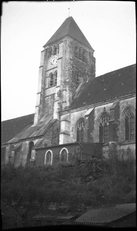 Clocher et façade latérale