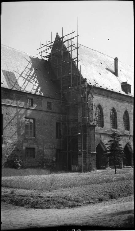 Echafaudage sur la façade pignon de l’aile nord