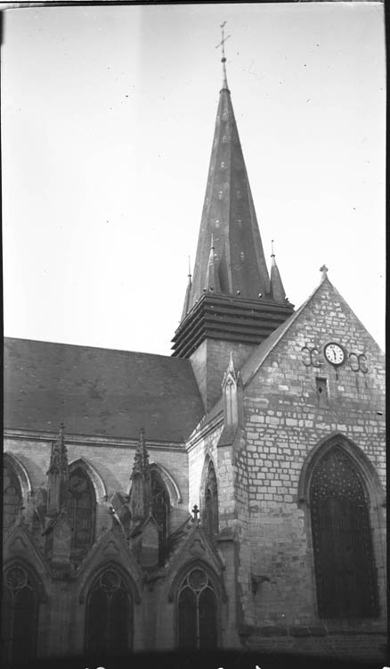 Clocher,transept et chapelles