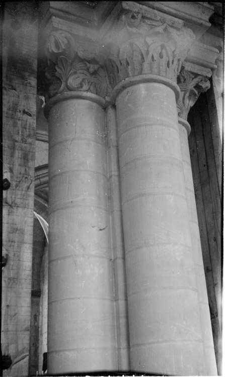 Intérieur, colonnes