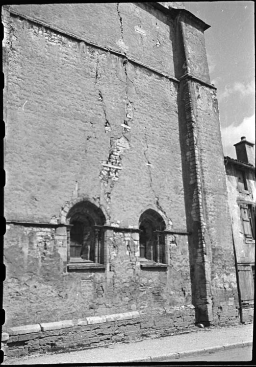 Façade latérale ; fissures