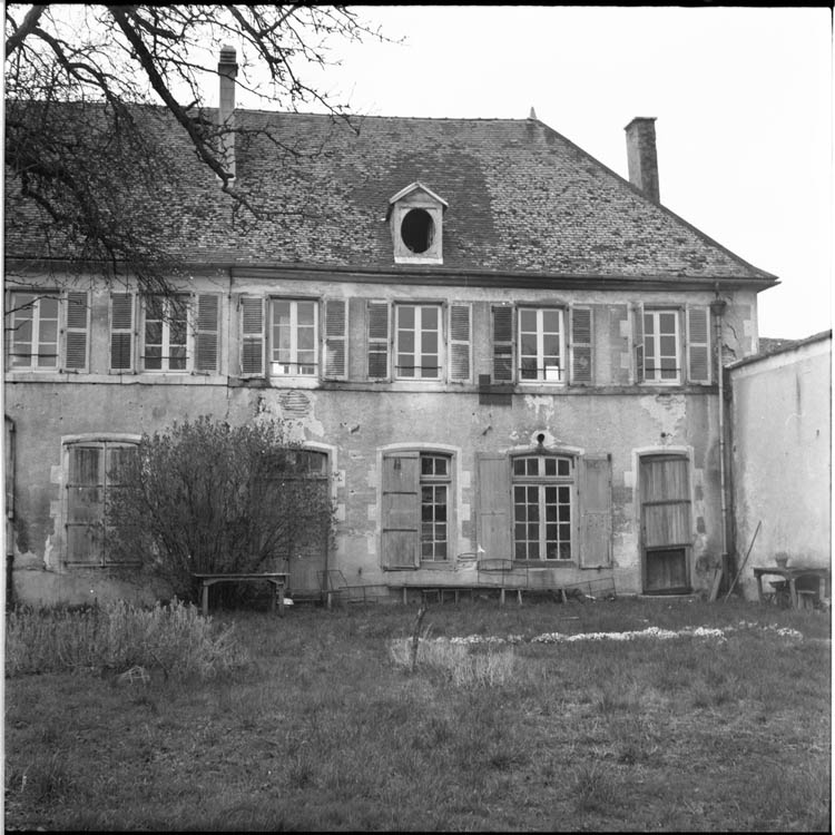 Façade sur le jardin