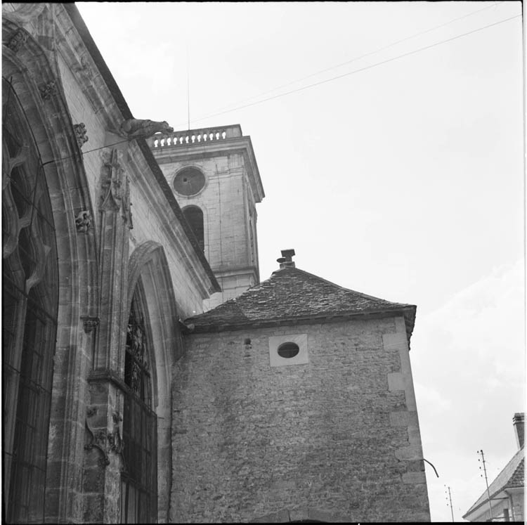 Façade latérale : sacristie