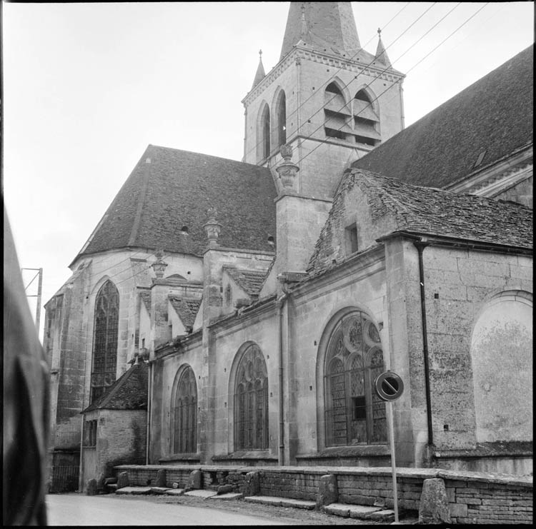 Façade latérale vers le chevet