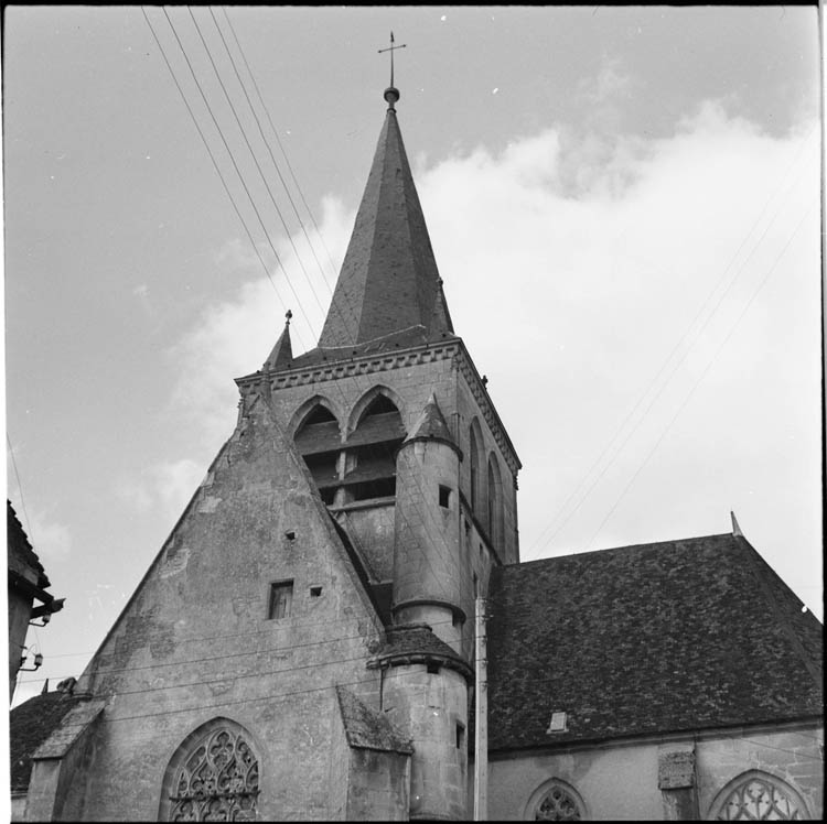 Clocher, côté ouest