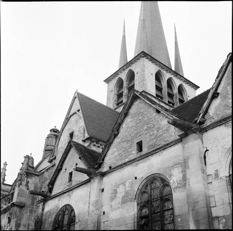 Façade latérale et clocher