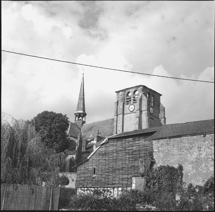 Vue du clocher et de la flèche