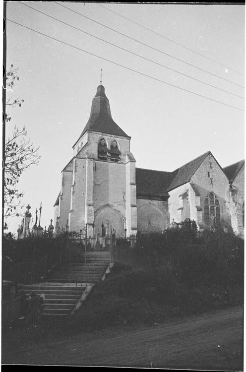 Clocher et façade latérale