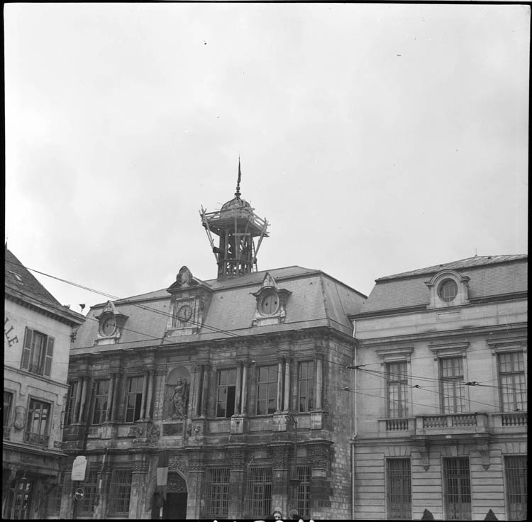 Façades ; lanternon échafaudé