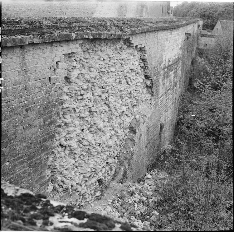 Mur ; dégradation du parement