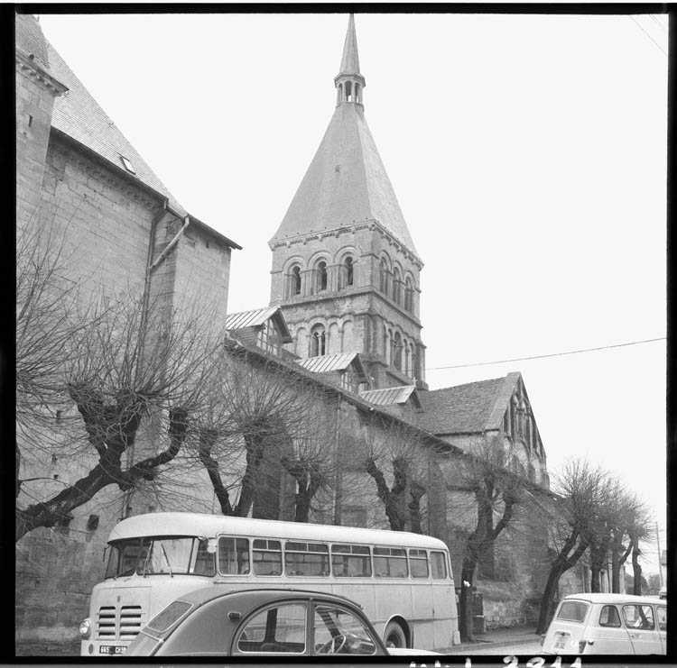 Façade latérale et clocher