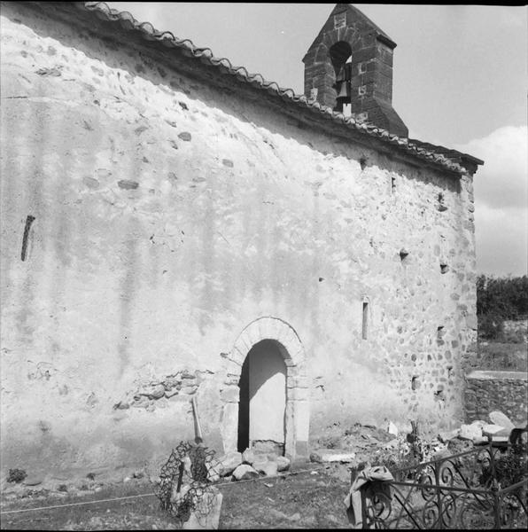 Façade latérale : Porte