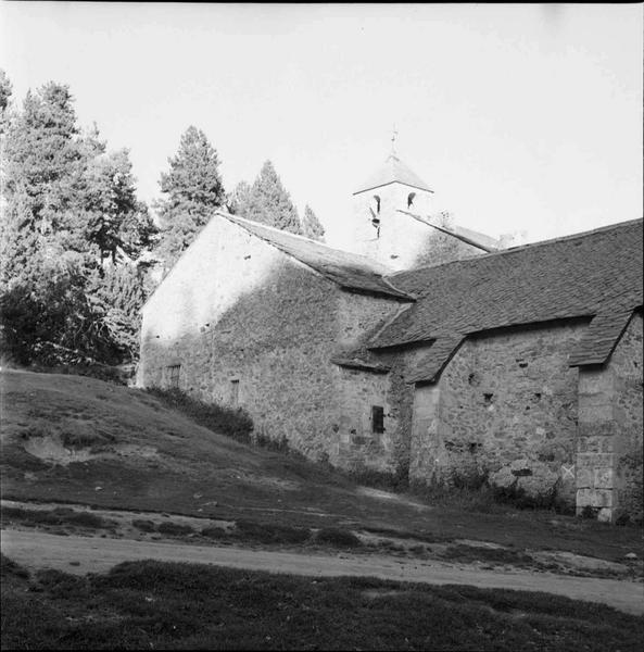 Façade latérale de la chapelle