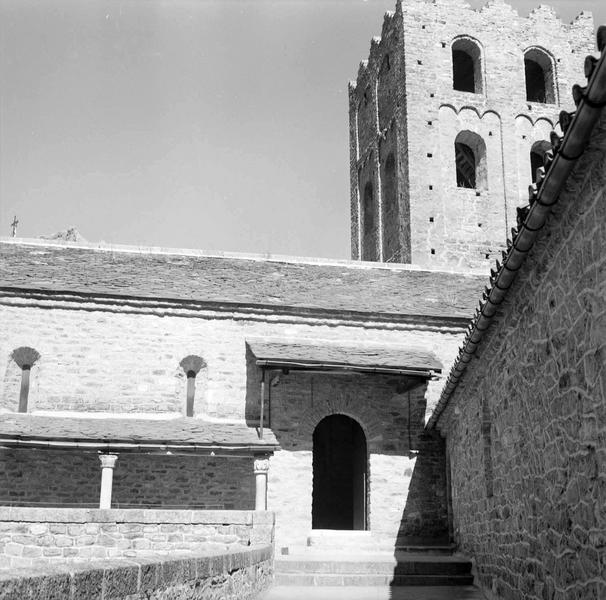 Façade latérale de l'église