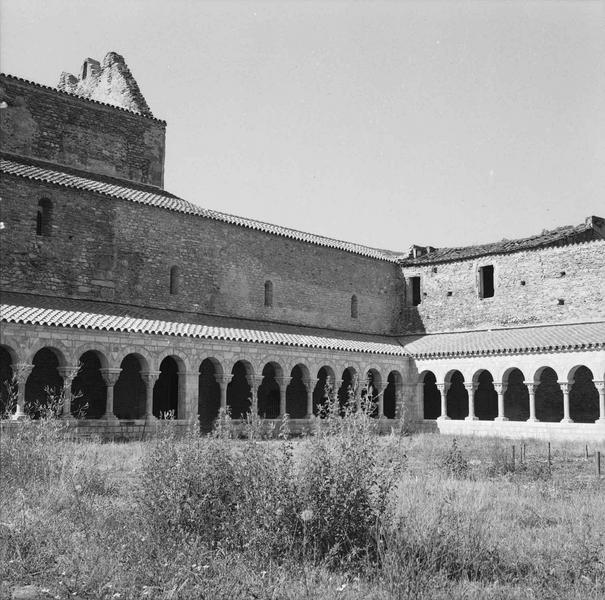 Cloître