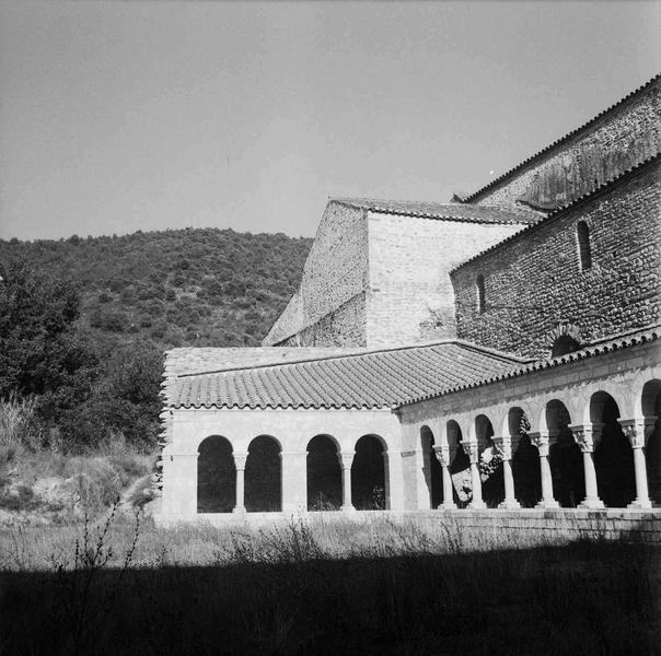 Cloître