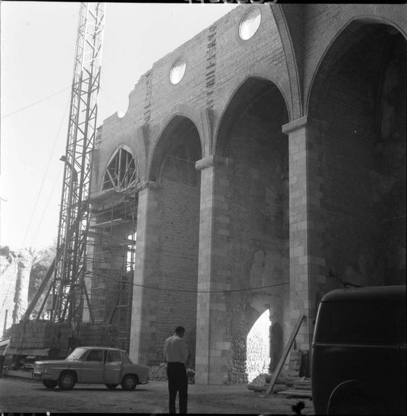 Chapelles latérales en travaux