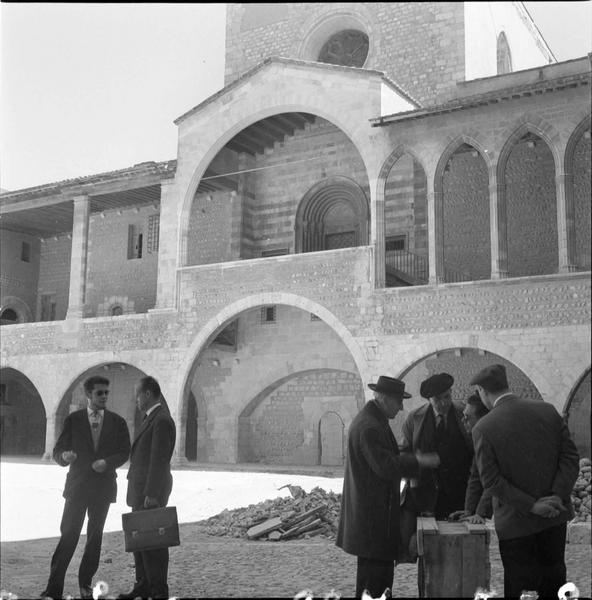 Cour intérieure, visite de chantier