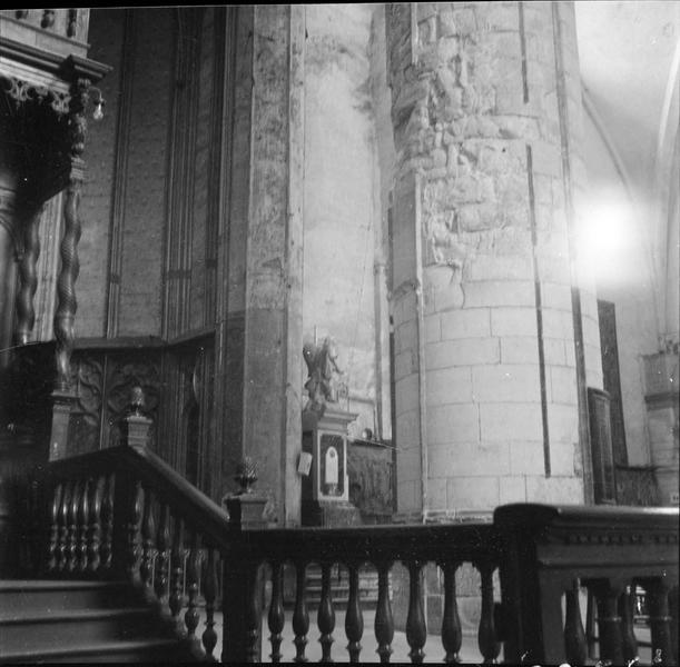 Intérieur, balustrade