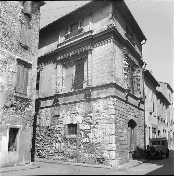 Angle des façades sur la rue